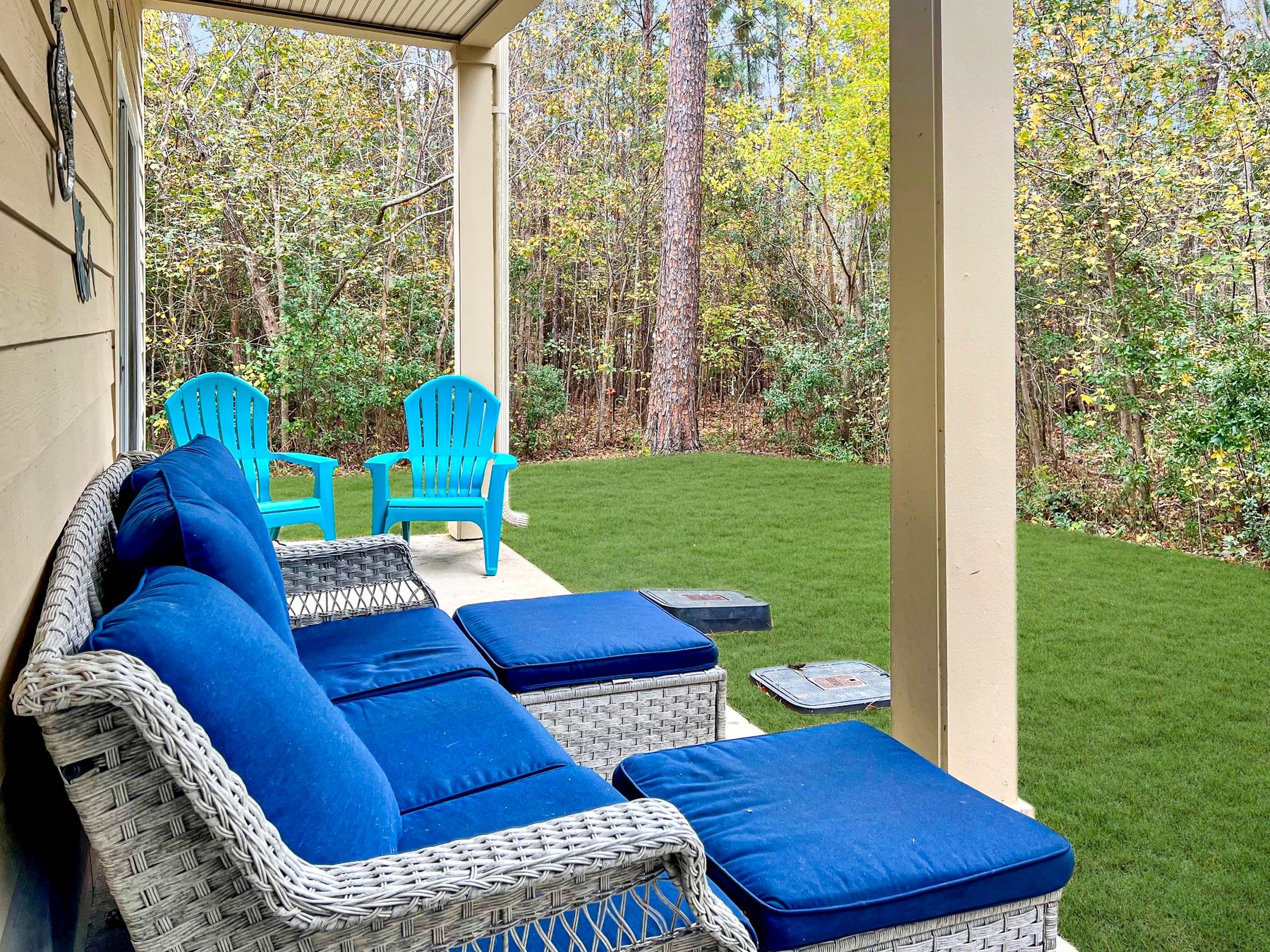 Covered patio seating at Gulf Shores Getaway Too